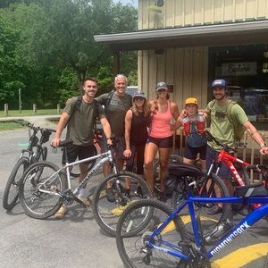 Meet your Posher, Melanie